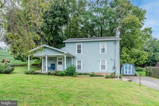 24 2nd Ave, Etters, PA 17319