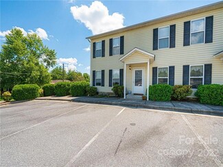 217 22nd St SW Unit I, Hickory, NC 28602