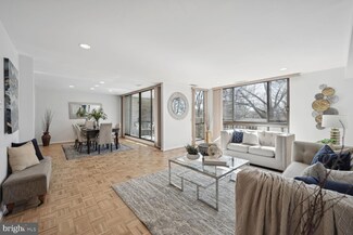 4940 Sentinel Dr, Bethesda, MD 20816