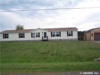 2806 Lattin Rd, Albion, NY 14411