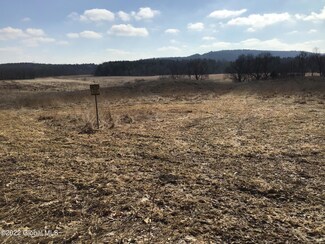 661A New Salem Rd, Voorheesville, NY 12186