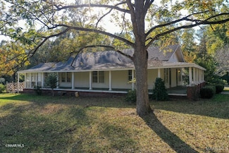 9357 Bashi Rd, Thomasville, AL 36784