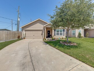 5028 Sycamore Ln, Brookshire, TX 77423