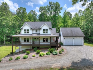 57 Clear Creek Valley Dr, Ellijay, GA 30536