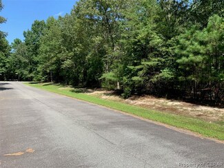 29 River Bluff Ln, King & Queen, VA 23085