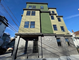 1473 N Shore Rd Unit 302, Revere, MA 02151