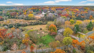 22521 Ironwood Rd, Lakeville, MN 55044