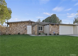 22940 Cantlay St, West Hills, CA 91307