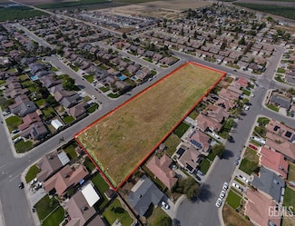 436 N Reiker St, Shafter, CA 93263