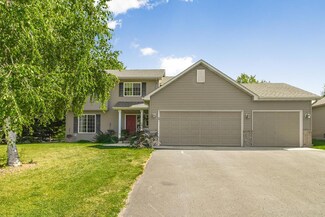 2275 Coldwater Crossing, Mayer, MN 55360