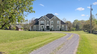 422 Davis Rd, Lebanon, TN 37087