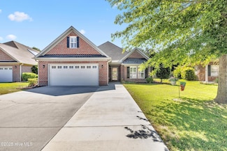 223 Silver Creek Loop, Sneads Ferry, NC 28460