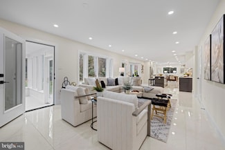 8355 Alvord St, McLean, VA 22102