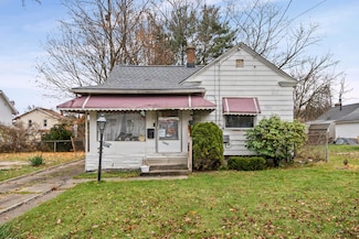 1067 Mercer Ave, Akron, OH 44320
