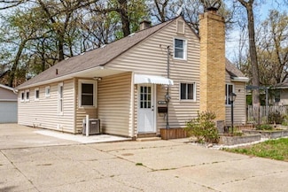 4015 Milan Ave SW, Wyoming, MI 49509