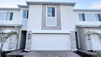 312 Nine Iron Dr, Davenport, FL 33896