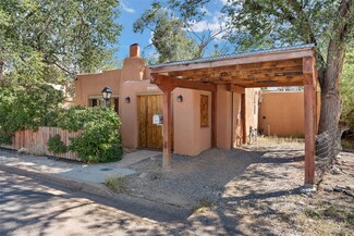 1618 Brae St, Santa Fe, NM 87505