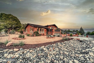 110 Canyon Diablo Rd, Sedona, AZ 86351