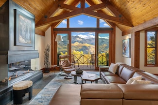 250 Benchmark Dr Unit 202, Telluride, CO 81435