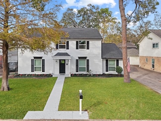 5034 Oak Shadows Dr, Houston, TX 77091