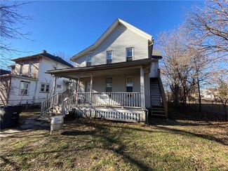 1318 23rd St, Des Moines, IA 50311