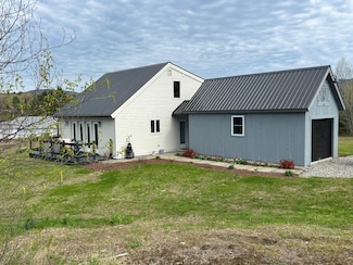 165 Spruce Ln, Eden, VT 05652
