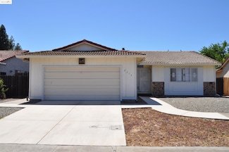 8219 New York Dr, Stockton, CA 95210