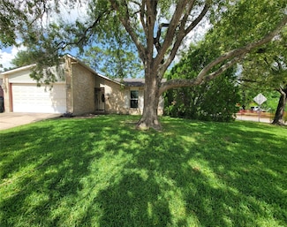 6335 Hollow Pines Dr, Houston, TX 77049