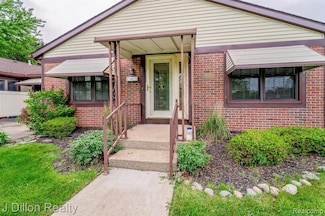 40807 Newport Dr Unit 235, Plymouth, MI 48170