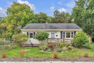 5 Hardy Ave, Burlington, VT 05408