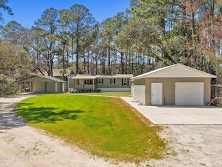 8287 River Rd SE, Southport, NC 28461