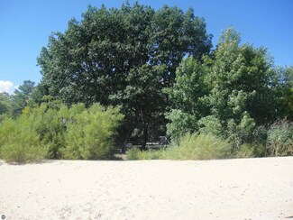 7542 N Us Highway 23, Oscoda, MI 48750
