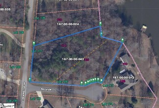 105 Bayview Ct, Laurens, SC 29360