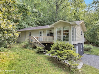 6923 Hurst Ln, Knoxville, TN 37918