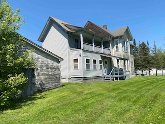 90 Elm St, West Rutland, VT 05777