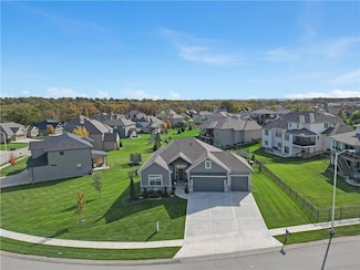 1433 Woodland Rd, Greenwood, MO 64034