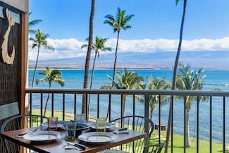 70 Hauoli St Unit 404, Wailuku, HI 96793