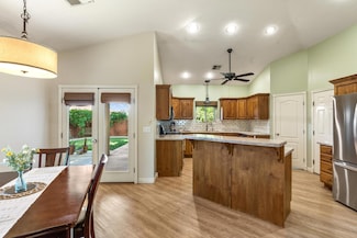 114 E Canterwood Dr, Washington, UT 84780