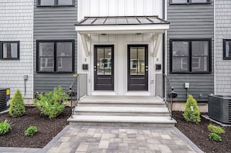 1514 Gorham St Unit 4, Lowell, MA 01852