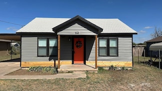 62 E 39th St, San Angelo, TX 76903