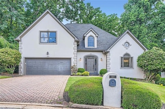 140 Grosvenor Place, Atlanta, GA 30328