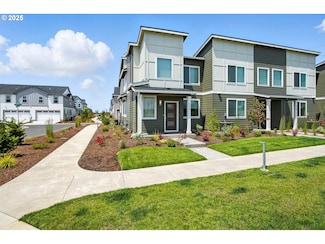 3292 SE Equinox Ln, Hillsboro, OR 97123