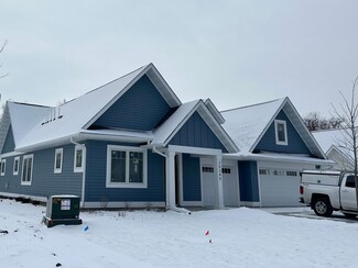 25345 Park Ln, Excelsior, MN 55331