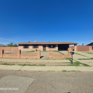 1914 W Cord Wood Ct, Tucson, AZ 85746