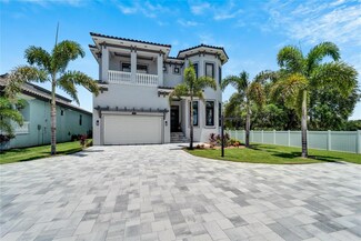 519 Treviso Dr, Apollo Beach, FL 33572