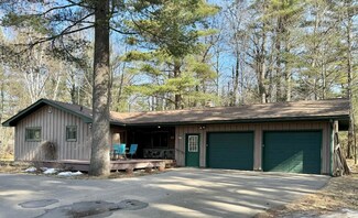 6390 Bernie Lou Dr, Hazelhurst, WI 54531