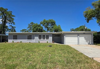3245 Royal Palm Ct, Titusville, FL 32780