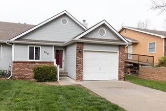 919 Connecticut Ave, Manhattan, KS 66502