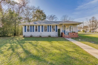 311 Booth Ave, Cantonment, FL 32533
