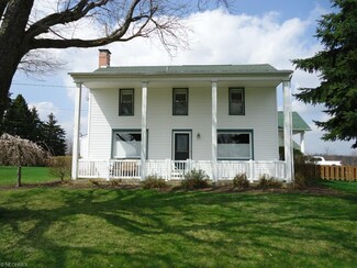 10398 Sprucevale Rd, Rogers, OH 44455